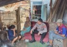 ‎Bhabinkamtibmas Polsek Cigalontang Bripka Herdis HK, melaksanakan kegiatan silaturahmi dengan warga Cigalontang